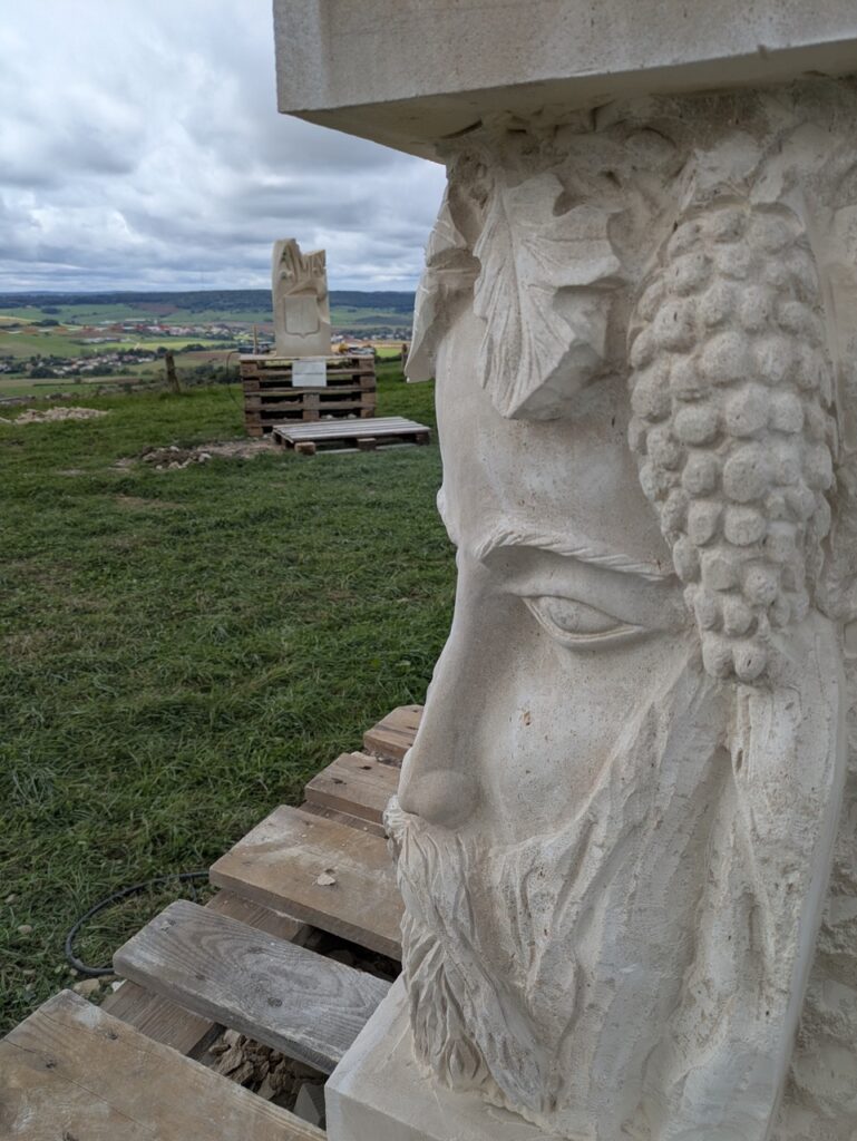 Festival de sculpture sur pierre - Vue d'ensemble